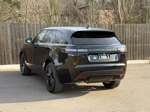 Santorini Black Metallic 2026 Land Rover Range Rover Velar Dynamic SE