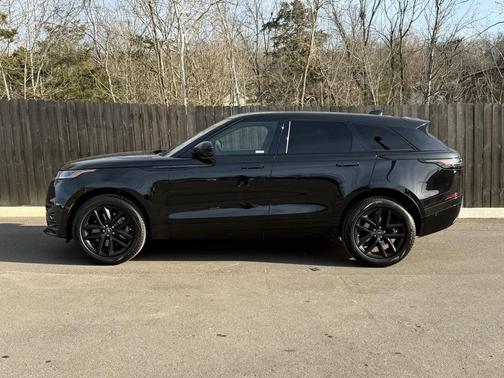 2026 Land Rover Range Rover Velar P250 SE R-Dynamic