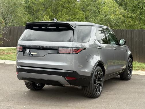 2025 Land Rover Discovery P360 Dynamic SE