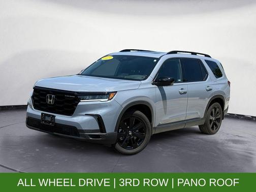 Sonic Gray Pearl 2025 Honda Pilot Black Edition
