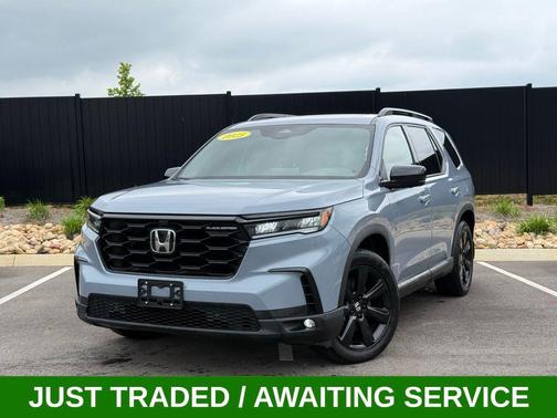 Sonic Gray Pearl 2025 Honda Pilot Black Edition