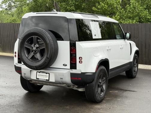 2022 Land Rover Defender 110 Standard