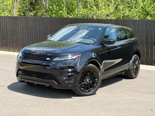 Santorini Black Metallic 2026 Land Rover Range Rover Evoque Dynamic SE