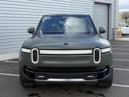 2022 Rivian R1S Launch Edition