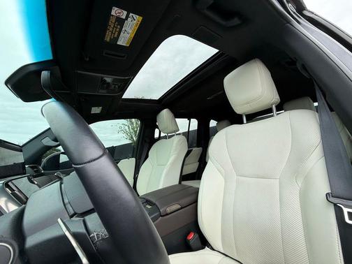 Caviar 2024 Lexus LX 600 Luxury