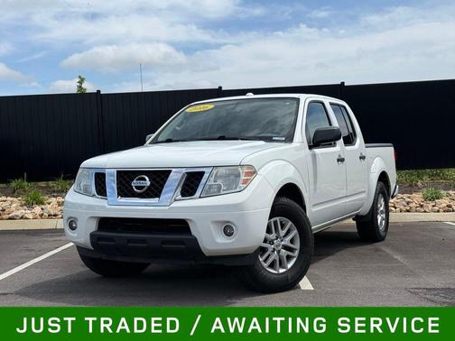 Glacier White 2016 Nissan Frontier SV