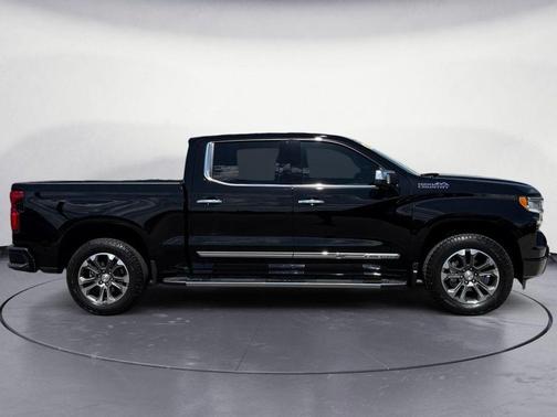 Black 2025 Chevrolet Silverado 1500 High Country