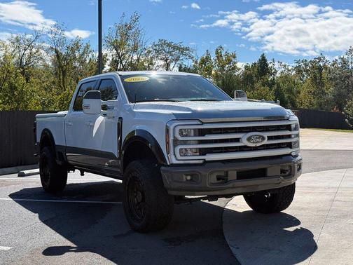 Star White Metallic Tri-Coat 2026 Ford F-250 King Ranch