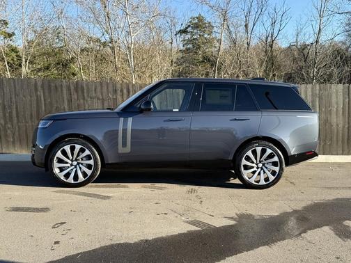 2025 Land Rover Range Rover P400 SE