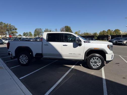 2023 GMC Sierra 2500 Denali