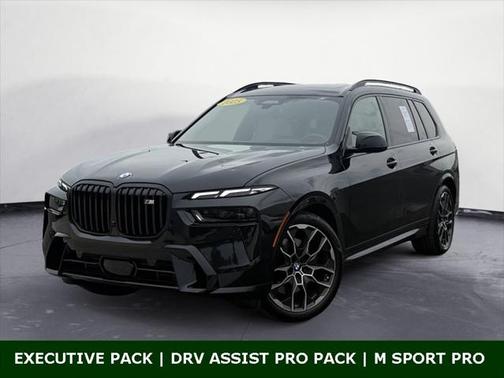 2025 BMW X7 M60i