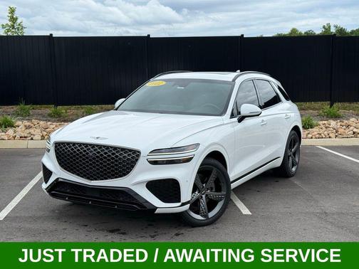 Uyuni White 2022 Genesis GV70 2.5T AWD