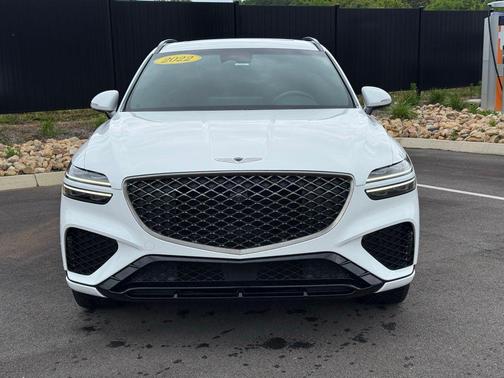 Uyuni White 2022 Genesis GV70 2.5T AWD