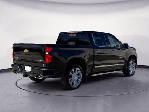 Black 2026 Chevrolet Silverado 1500 High Country