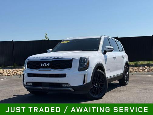 Glacial White Pearl 2022 Kia Telluride SX