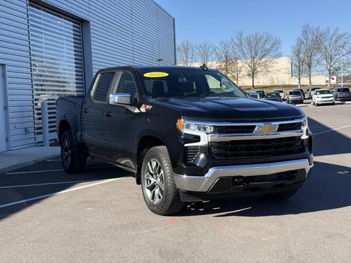 2025 Chevrolet Silverado 1500 LT