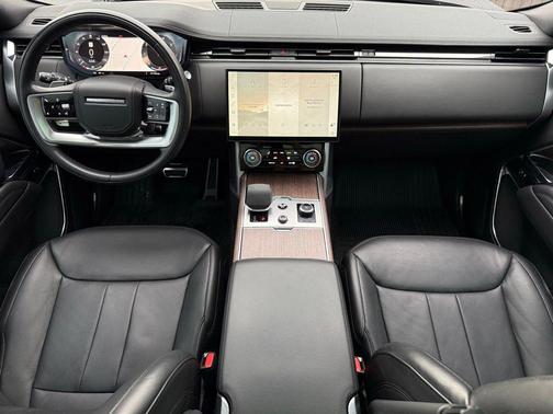 Carpathian 2023 Land Rover Range Rover P400 SE