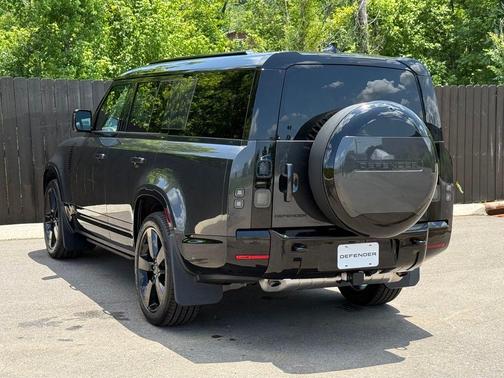 Gray 2026 Land Rover Defender P400 X-Dynamic SE