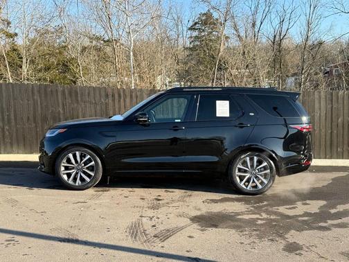 2025 Land Rover Discovery P360 Dynamic SE