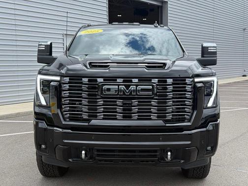 Onyx Black 2025 GMC Sierra 3500 Denali