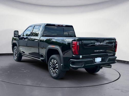 Onyx Black 2025 GMC Sierra 3500 Denali