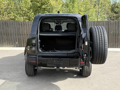 2026 Land Rover Defender S
