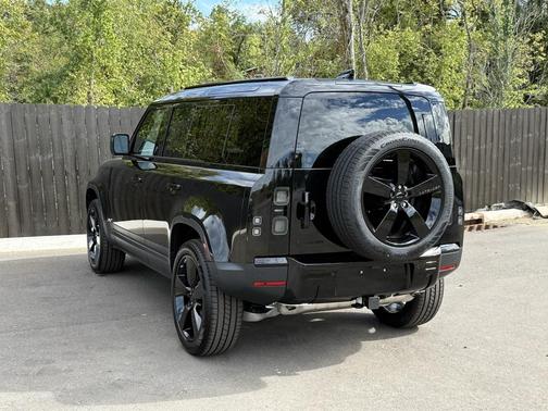 2026 Land Rover Defender S