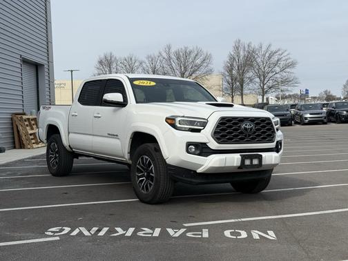 2021 Toyota Tacoma TRD Sport