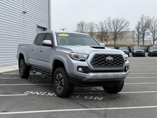2020 Toyota Tacoma TRD Sport