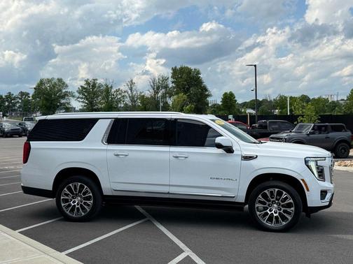 Summit White 2026 GMC Yukon XL Denali