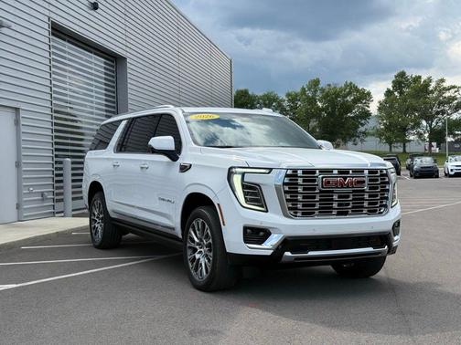 Summit White 2026 GMC Yukon XL Denali
