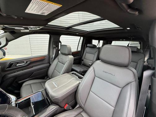 Summit White 2026 GMC Yukon XL Denali