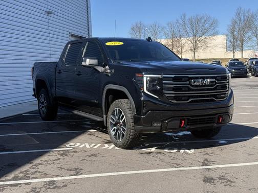 2022 GMC Sierra 1500 AT4