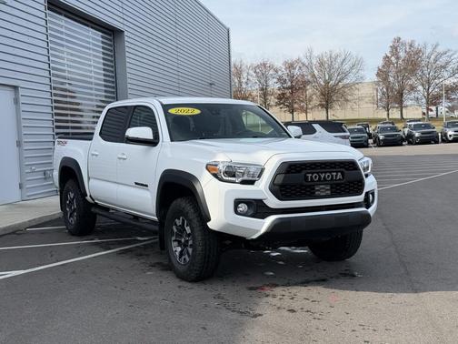 2022 Toyota Tacoma TRD Off Road