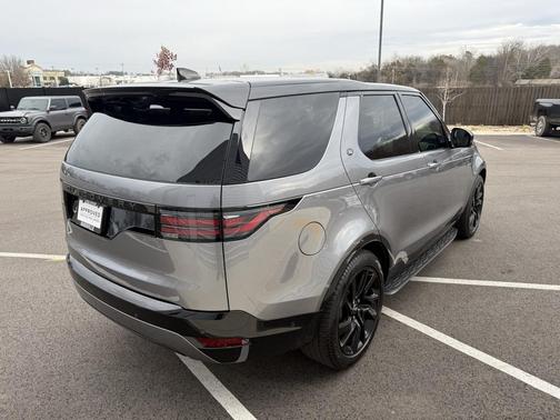 2024 Land Rover Discovery P360 Dynamic SE