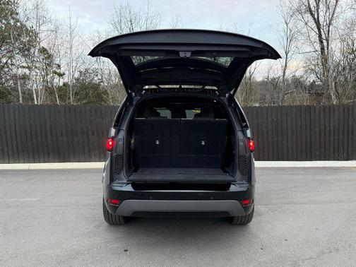 2024 Land Rover Discovery P360 Dynamic SE