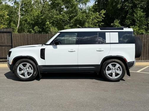 2025 Land Rover Defender 110 P400 S