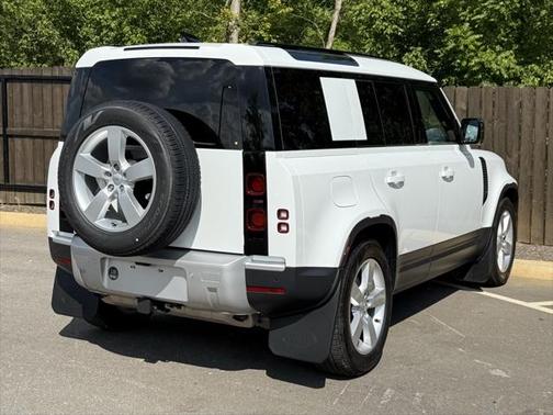 2025 Land Rover Defender 110 P400 S