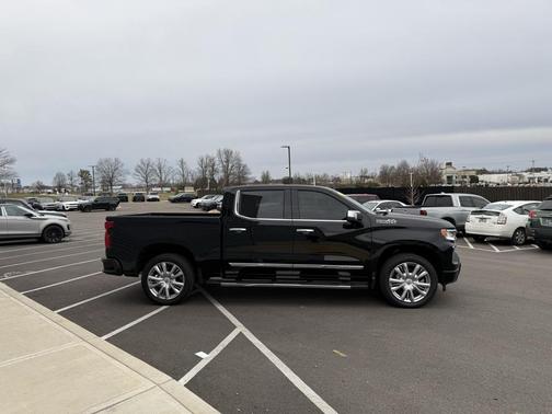 2025 Chevrolet Silverado 1500 High Country