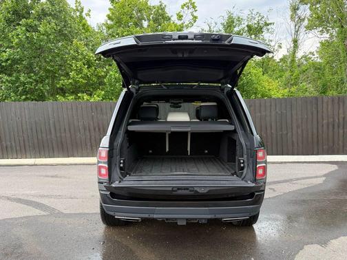 Santorini Black Metallic 2022 Land Rover Range Rover Westminster