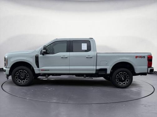 2025 Ford F-350 Platinum
