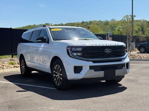 Oxford White 2025 Ford Expedition Max Platinum