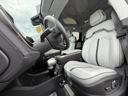2023 Rivian R1T Adventure Quad Motor Large Pack