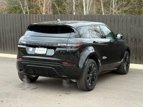 2025 Land Rover Range Rover Evoque Dynamic SE