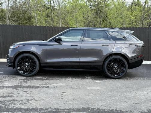 2026 Land Rover Range Rover Velar P250 SE R-Dynamic