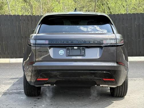 2026 Land Rover Range Rover Velar P250 SE R-Dynamic