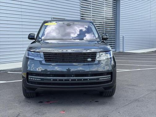 2023 Land Rover Range Rover P530 SE