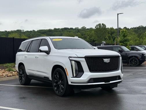 Crystal White Tricoat 2025 Cadillac Escalade Sport Platinum