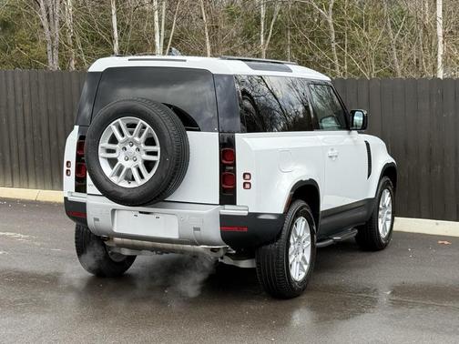 2025 Land Rover Defender 90 P300 S