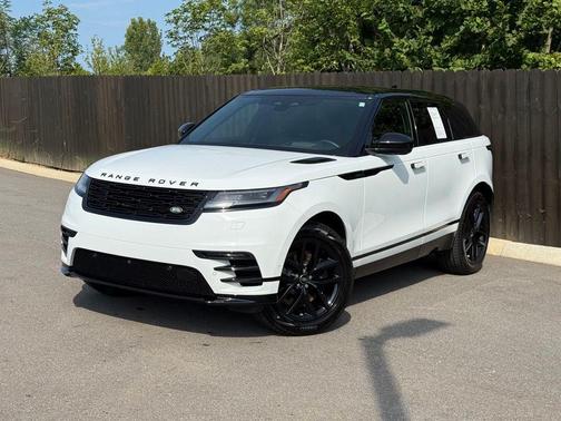 Fuji White 2026 Land Rover Range Rover Velar P250 SE R-Dynamic